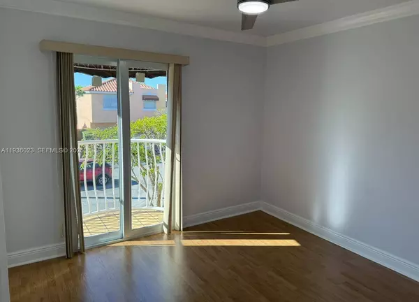 8510 NW 1st Ter, Miami, FL 33126