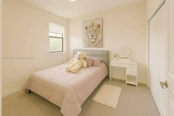 10711 W 32nd Ln #10711, Hialeah, FL 33018