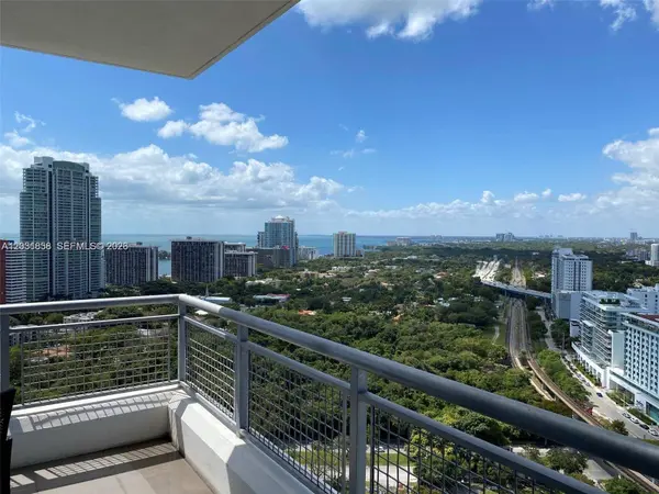 60 SW 13th St #2301, Miami, FL 33130