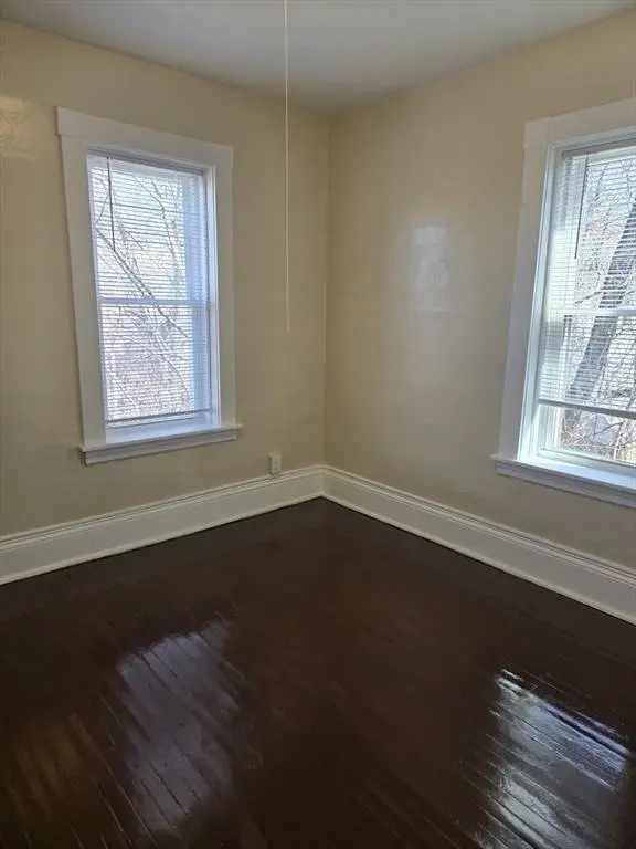 240 Locust Street #4L, Springfield, MA 01108