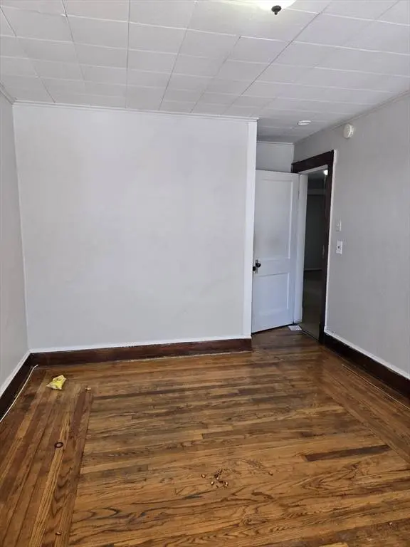 263 Elm Street #3L, Holyoke, MA 01040