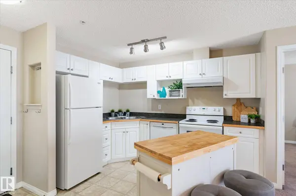 #203 155 EDWARDS DR SW, Edmonton, AB T6X 1N6