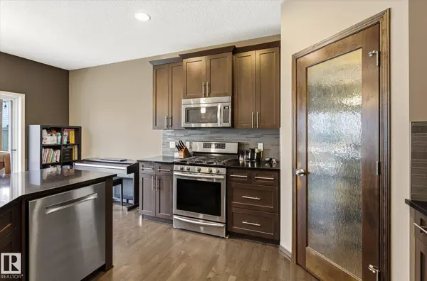 913 GOSHAWK PT NW, Edmonton, AB T5S 0H6