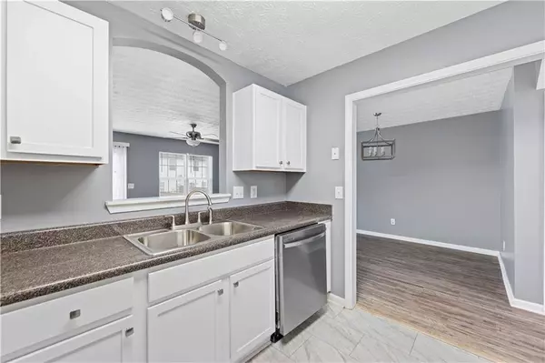 720 Georgetown LN, Jonesboro, GA 30236