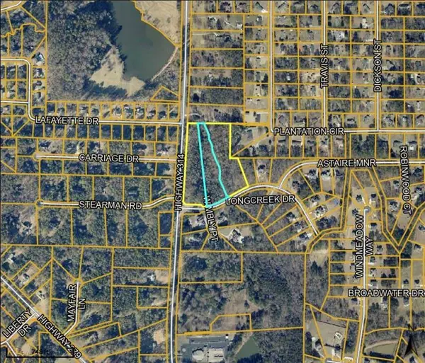 110 Longcreek DR, Fayetteville, GA 30214