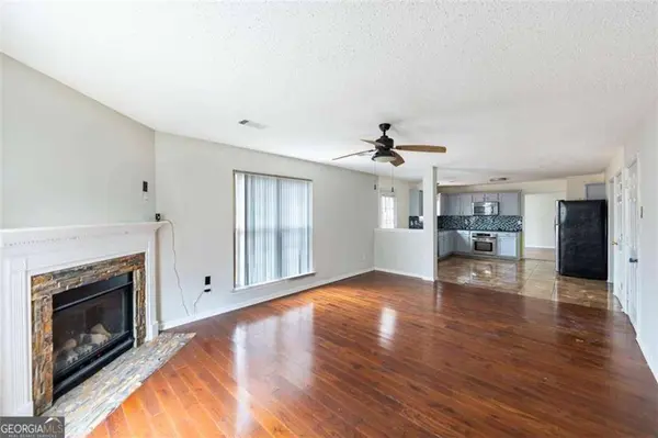 5855 Amerson LN, Ellenwood, GA 30294