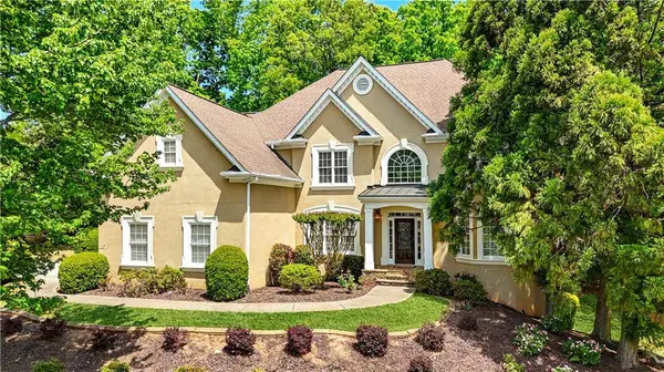 990 Autumn Close, Alpharetta, GA 30004
