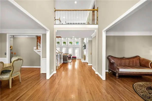 990 Autumn Close, Alpharetta, GA 30004