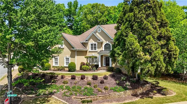 990 Autumn Close, Alpharetta, GA 30004