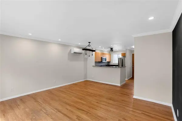 3501 Roswell RD NE #501, Atlanta, GA 30305
