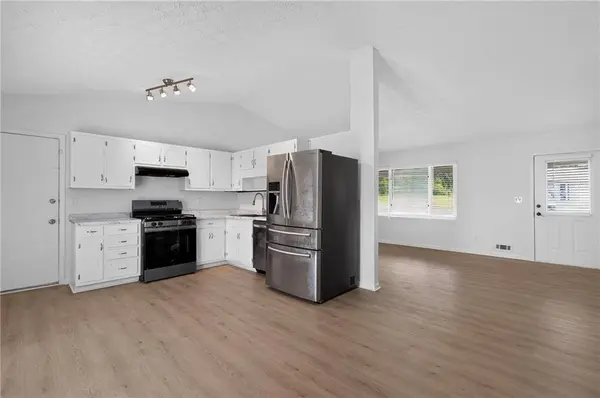 3217 Canterbury TRL, Rex, GA 30273
