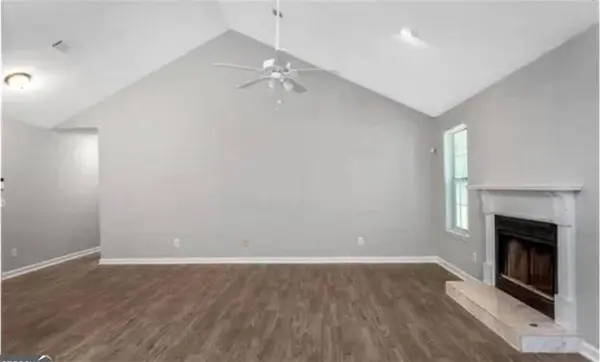 956 Forest PATH, Stone Mountain, GA 30088