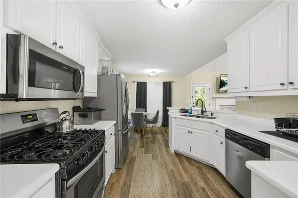 1347 Vine CIR, Mcdonough, GA 30253
