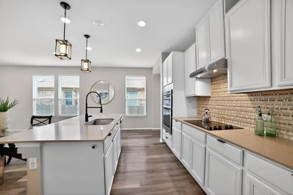 1525 Arial DR, Austin, TX 78753