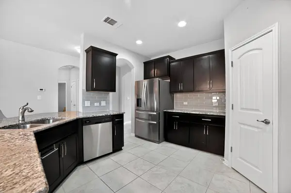 5804 Arbia LN, Round Rock, TX 78665