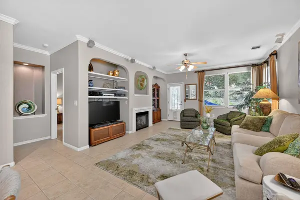 7708 San Felipe BLVD #8, Austin, TX 78729