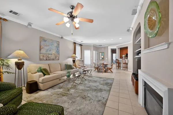 7708 San Felipe BLVD #8, Austin, TX 78729