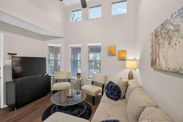 2104 Cullen Ave #7-211, Austin, TX 78757