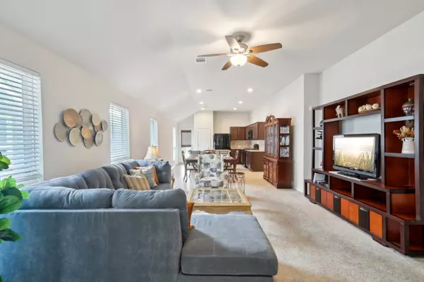 Round Rock, TX 78665-2306,6032 Urbano Bnd