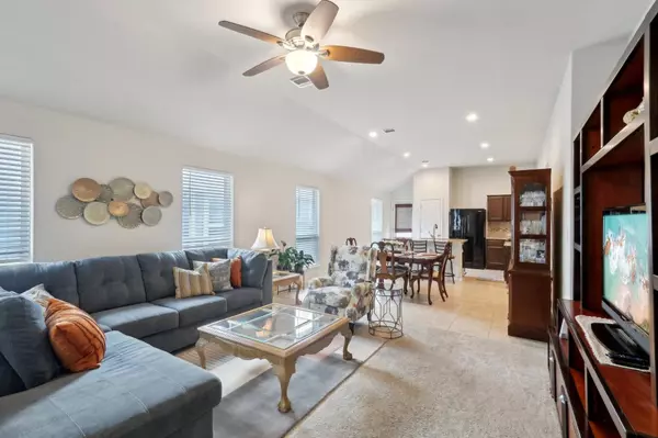 6032 Urbano Bnd, Round Rock, TX 78665-2306