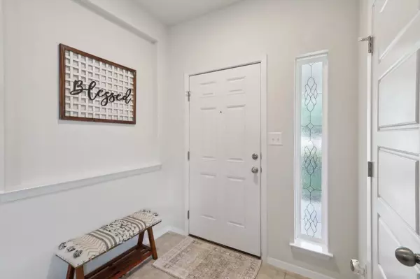 6032 Urbano Bnd, Round Rock, TX 78665-2306