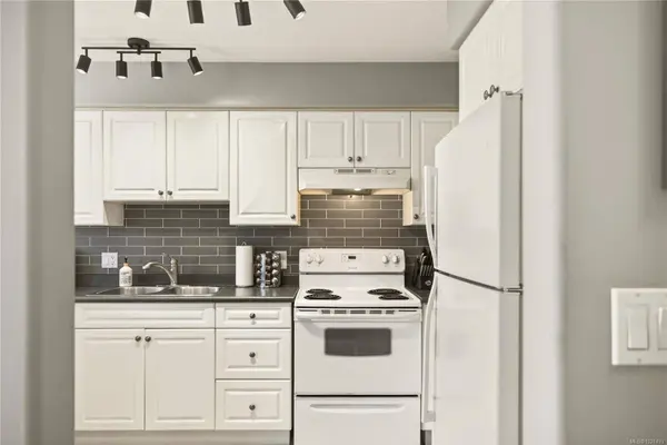 290 Corfield St #7, Parksville, BC V9P 2G5