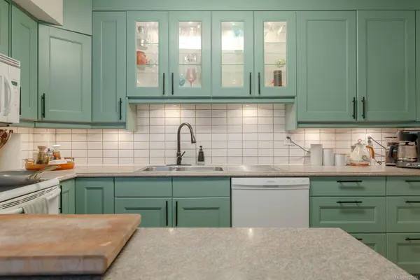 1610 Fuller St, Nanaimo, BC V9S 1B1