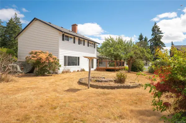 5892 Jaynes Rd, Duncan, BC V9L 3C1