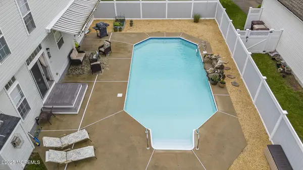 10 Butternut Lane, Bayville, NJ 08721