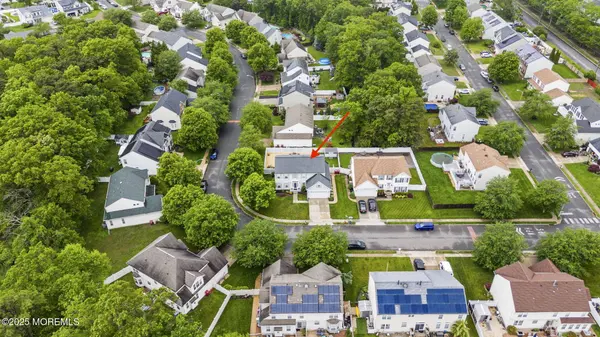 10 Butternut Lane, Bayville, NJ 08721