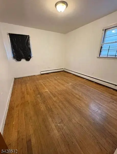 184 Smith St #1, Newark City, NJ 07106