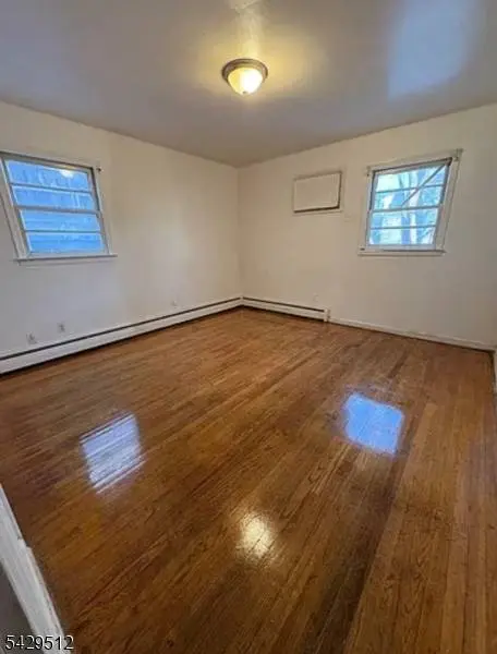 184 Smith St #1, Newark City, NJ 07106