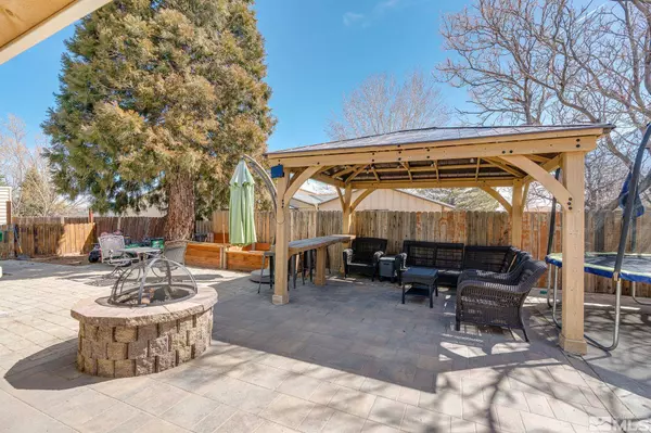 6825 Peppermint Dr, Reno, NV 89506