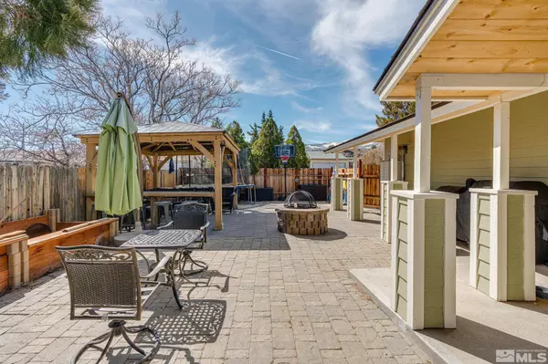 6825 Peppermint Dr, Reno, NV 89506