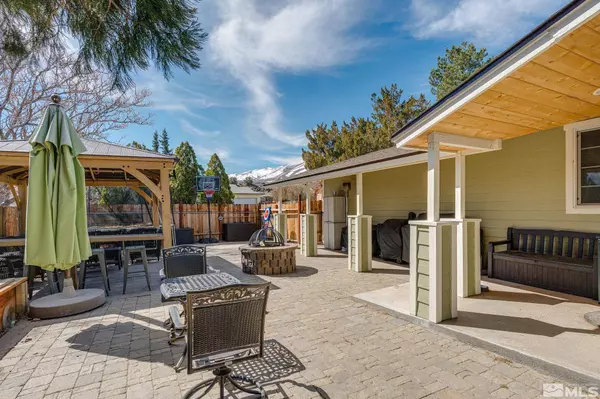 6825 Peppermint Dr, Reno, NV 89506