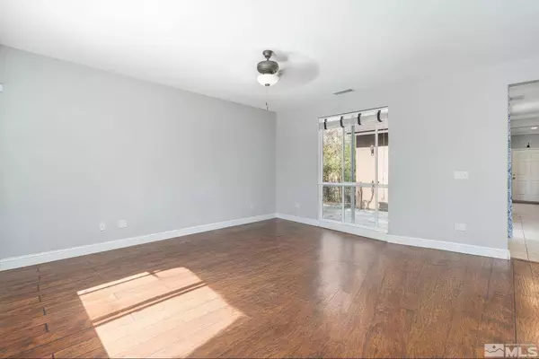 1960 Angel Ridge Dr, Reno, NV 89521