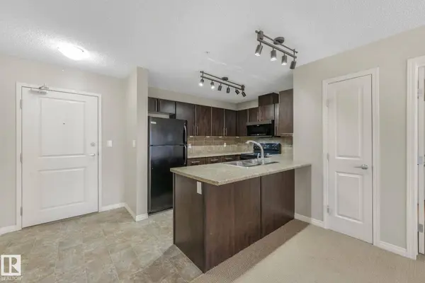 #210 103 AMBLESIDE DR SW, Edmonton, AB T6W 0J4