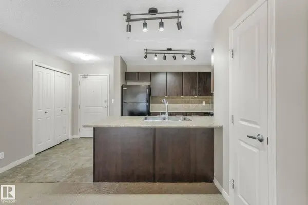 #210 103 AMBLESIDE DR SW, Edmonton, AB T6W 0J4