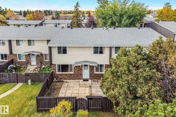 144 ROSELAND VG NW, Edmonton, AB T5E 5R6