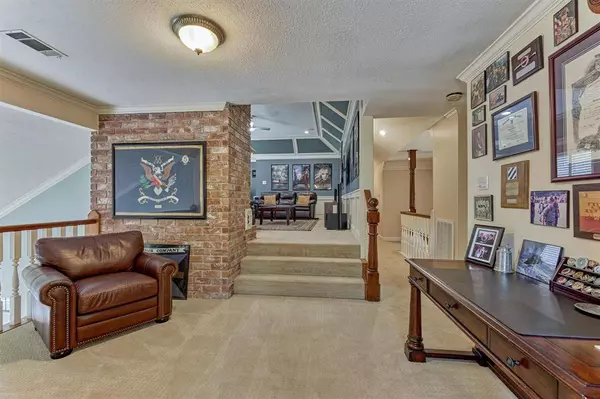 5211 Rothchilde CT, Houston, TX 77069