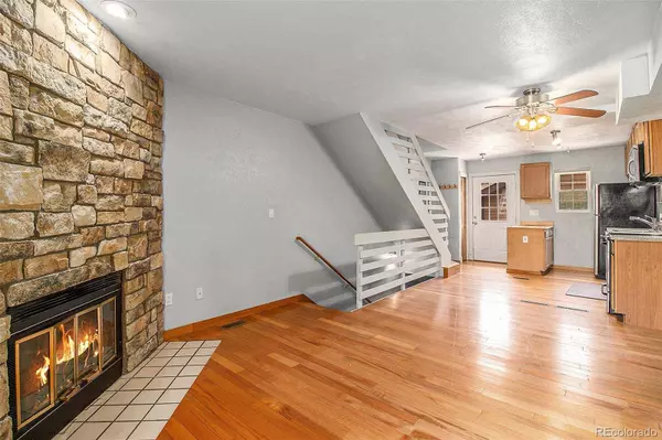 718 Julian CIR, Lafayette, CO 80026