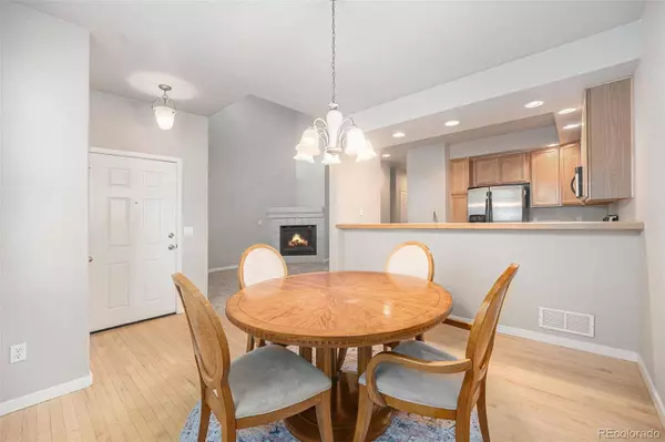 5942 S Xenophon CT, Littleton, CO 80127