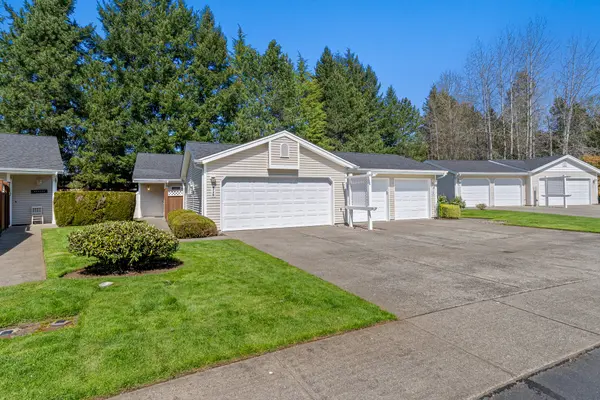 4726 Stratford Ln SE, Olympia, WA 98501-4817