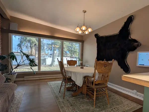 2205 Cherry Dr, Great Falls, MT 59404-3514