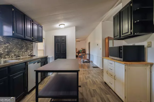 105 Woodfield RD, Covington, GA 30014