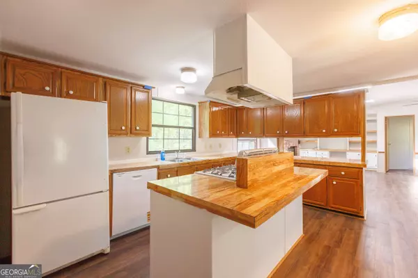 5446 Ashland Farm RD SW, Oxford, GA 30054