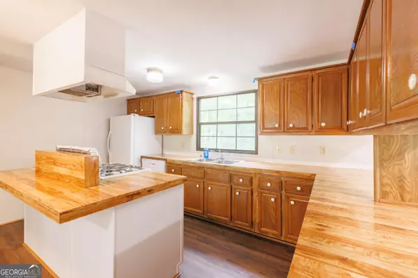 5446 Ashland Farm RD SW, Oxford, GA 30054