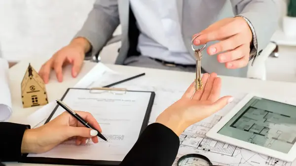 Ivy League Realty: How Property Management Works,Ryanne Johnson