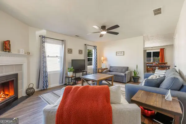 45 Chandler Field DR, Covington, GA 30016