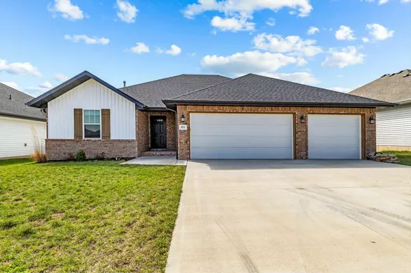 871 E Acacia Lane, Nixa, MO 65714